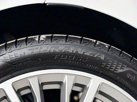 2020�� 325Li �׷���