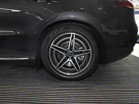 2020�� EQC 400 4MATIC