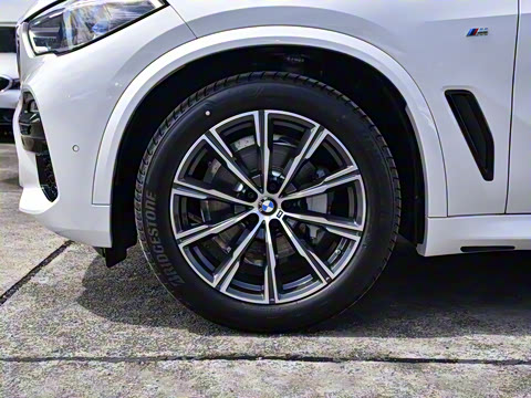 2021�� �Ŀ� xDrive30i M�˶���װ