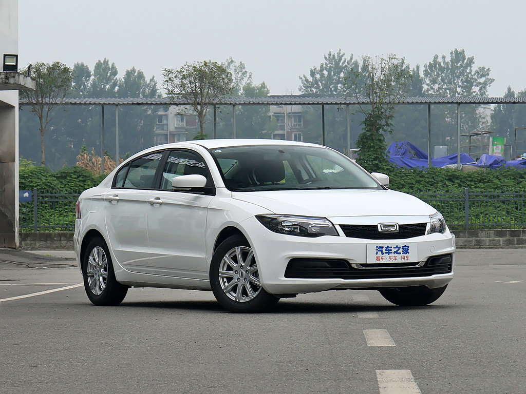 Qoros 3, Хэтчбек 5 дв. City SUV: фото поколения