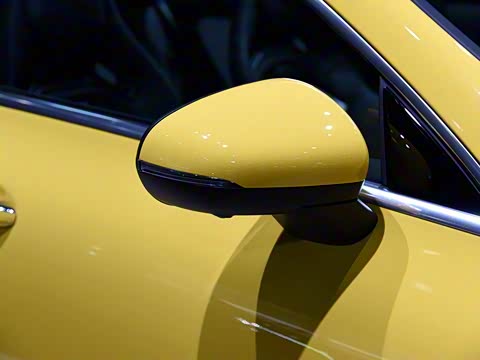 2020�� AMG CLA 35 4MATIC