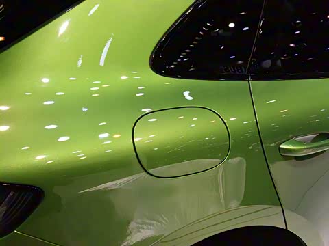 2018�� Macan 2.0T