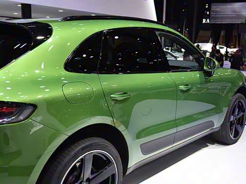 2018�� Macan 2.0T