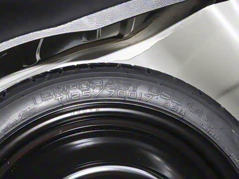 2021�� ˫�� 1.8H E-CVT��ȡ��