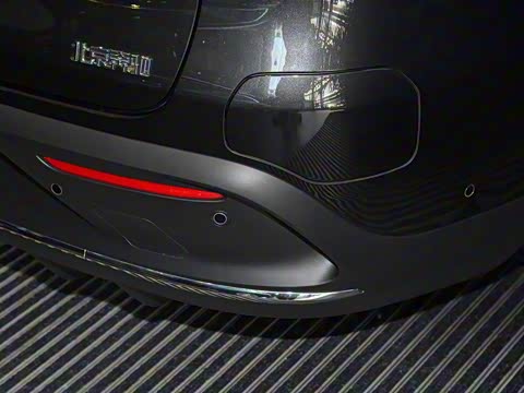 2020�� EQC 400 4MATIC