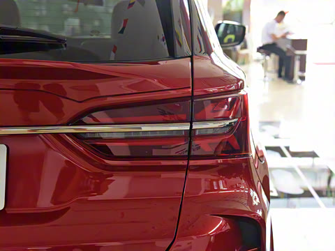 2019�� F�� 1.5T �Զ���۰� ��V