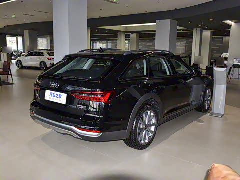 2025�� allroad quattro ̽���� 55 TFSI ����ԽҰ��
