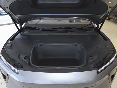 2025�� 102kWh ǩ����