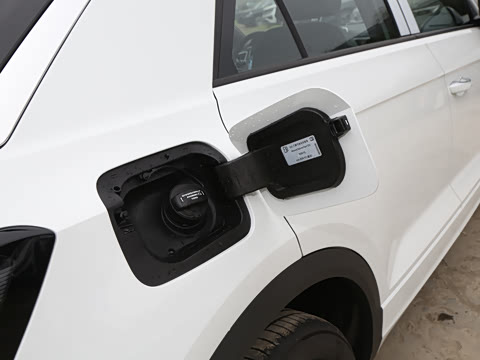 2025�� �Ŀ� 300TSI DSG���������