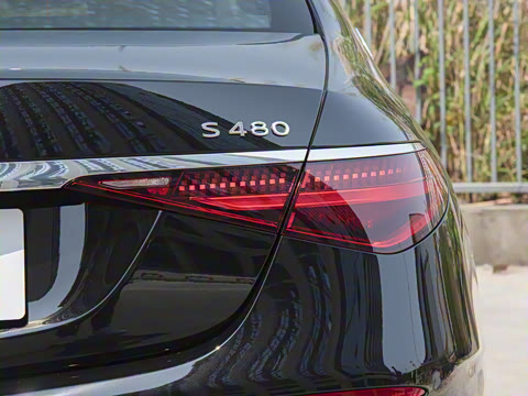 2025�� �Ŀ� S 480 4MATIC