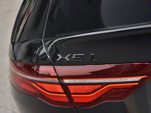 2025�� 2.0T 250PS R-DYNAMIC 90�����ذ�