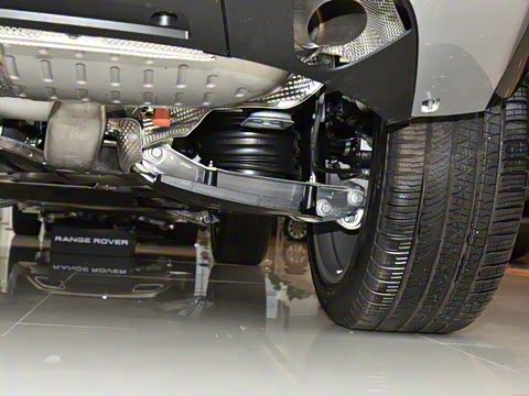 2025�� 3.0 L6 400PS �����ӳ���