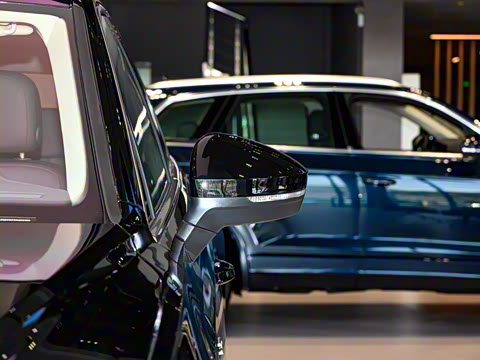 2025�� 2.0TSI ��Ӱ��