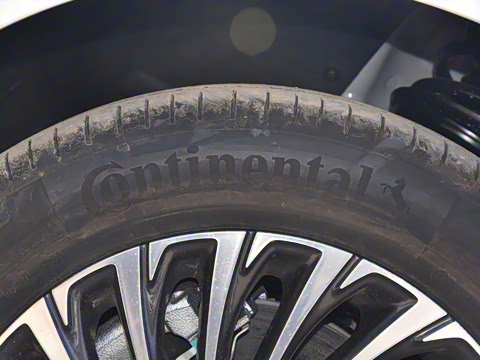 2025�� 2.0T ����������