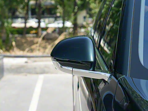 2025�� ���� Ultra�� 53.4kWh 6����