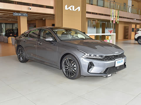 2025�� 2.0T �콢��