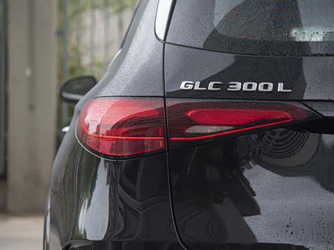 2025�� �Ŀ� GLC 300 L 4MATIC ������ 7��