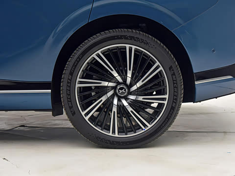 2025�� 625 ������ Max