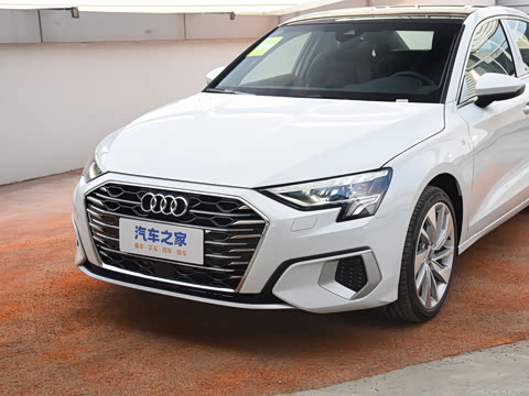 2023�� �Ŀ� A3L Limousine 35 TFSI ʱ��������