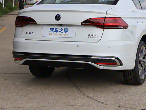 2025�� �Ŀ� 300TSI DSG���а�