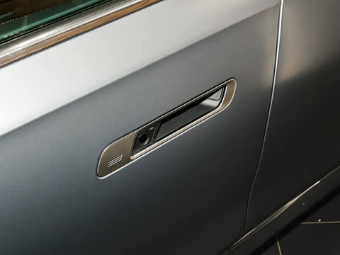 2023�� 740Li ������ ������װ