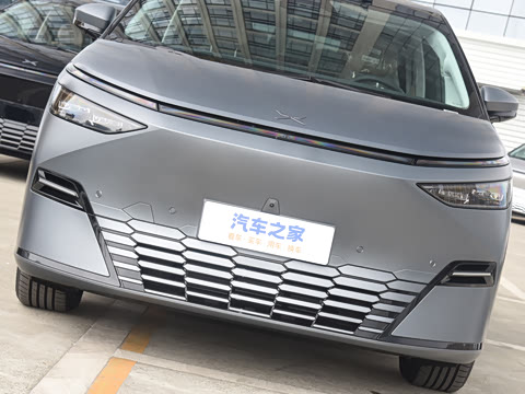 2025�� 650������ Max