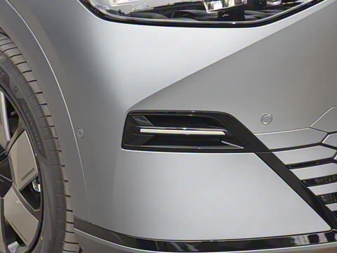 2025�� 650������ Max