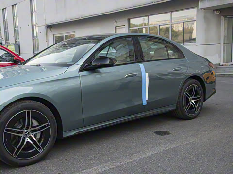 2025�� E 300 ʱ�����˶���