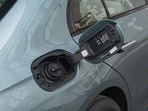 2025�� E 300 ʱ�����˶���