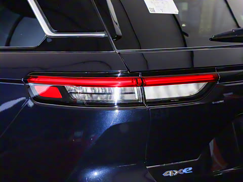 2023�� 4xe �۷��