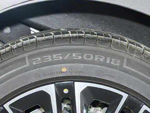 2025�� 130km EM-i ������