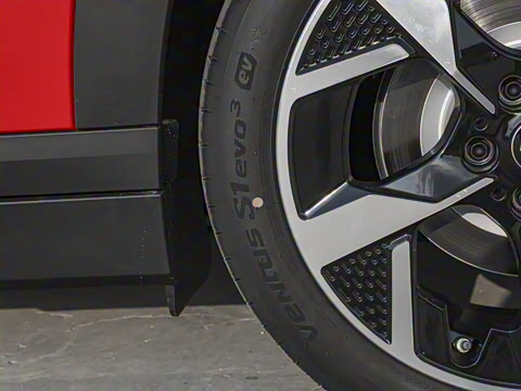 2024�� E ������