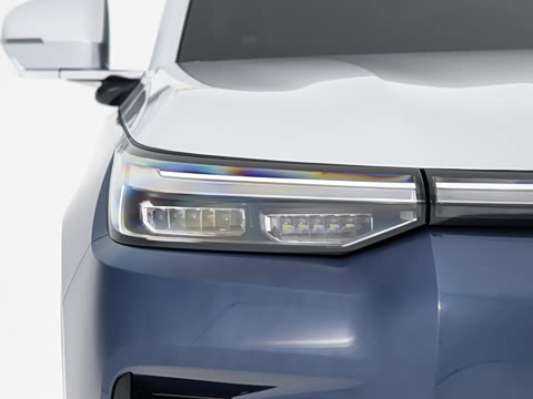 2025�� Ǭ�� UItra 6��