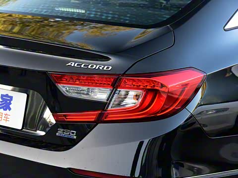 2018�� 230TURBO ���ʰ� ��VI