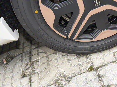 2020�� 305KM ���а�