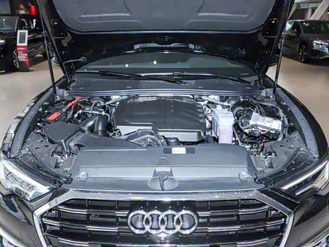 2025�� �Ŀ� 45 TFSI ��ѡ������