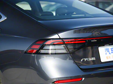 2025�� �˶�ϵ�� 260TURBO ������