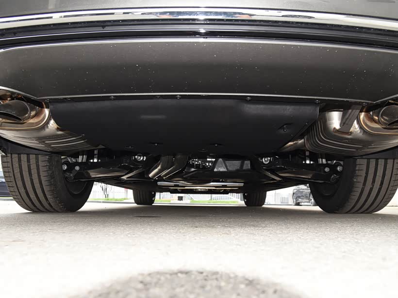 奥迪a8店内促销降价促销欢迎试乘试驾