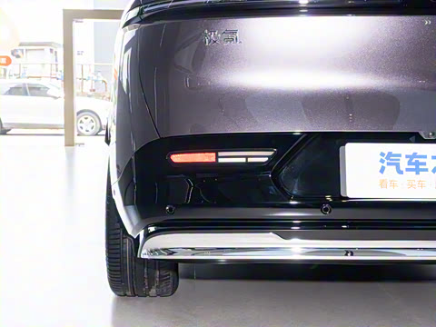 2025�� 100kWh �����������Ǽݰ�