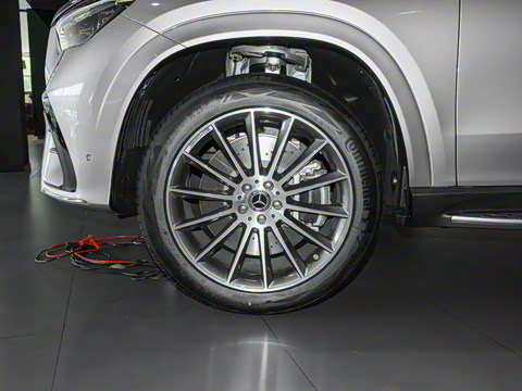 2025�� �Ŀ� GLE 450 4MATIC ������