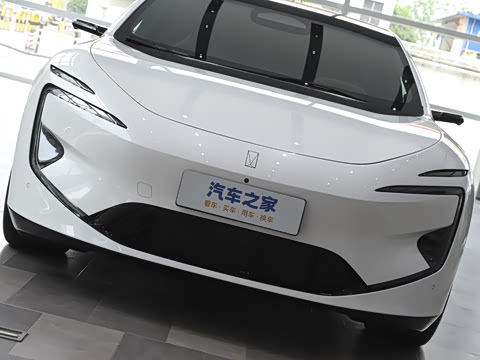 2025�� �Ŀ� Ultra���̰�