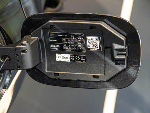 2023�� C 260 L �˶���