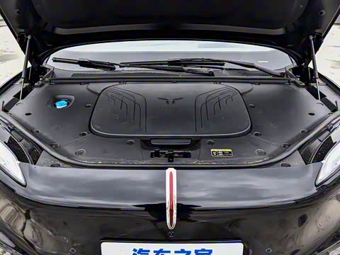 2025�� 605 Max������