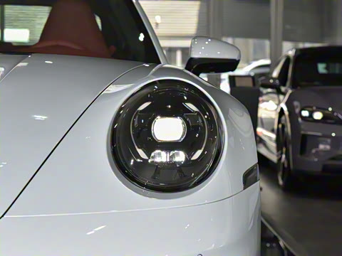 2025�� Carrera 3.0T