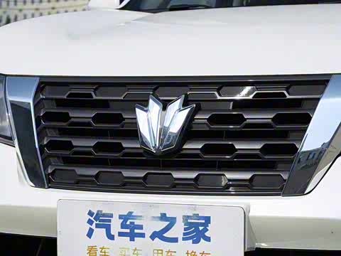 2025�� 2.0T ���������;����