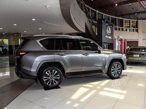 2025�� 700h ��;��