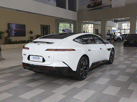 2025�� �Ŀ� Ultra���̰�