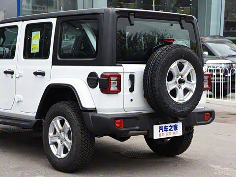 2018�� 2.0T Sahara ���Ű�