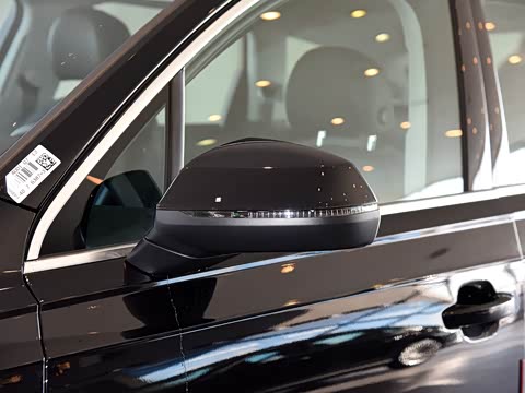 2019�� 55 TFSI ������