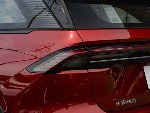 2025�� 2.0T ������������˹��